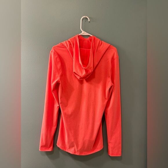 NWOT … MARIKA TEK “Size: M” Athletic Top - Picture 2 of 3